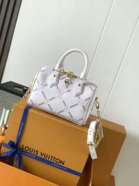 Picture of Louis Vuitton Handbags _SKUfw241655693fw
